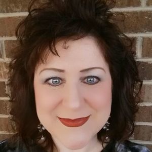 Meet your Posher, Mallorie